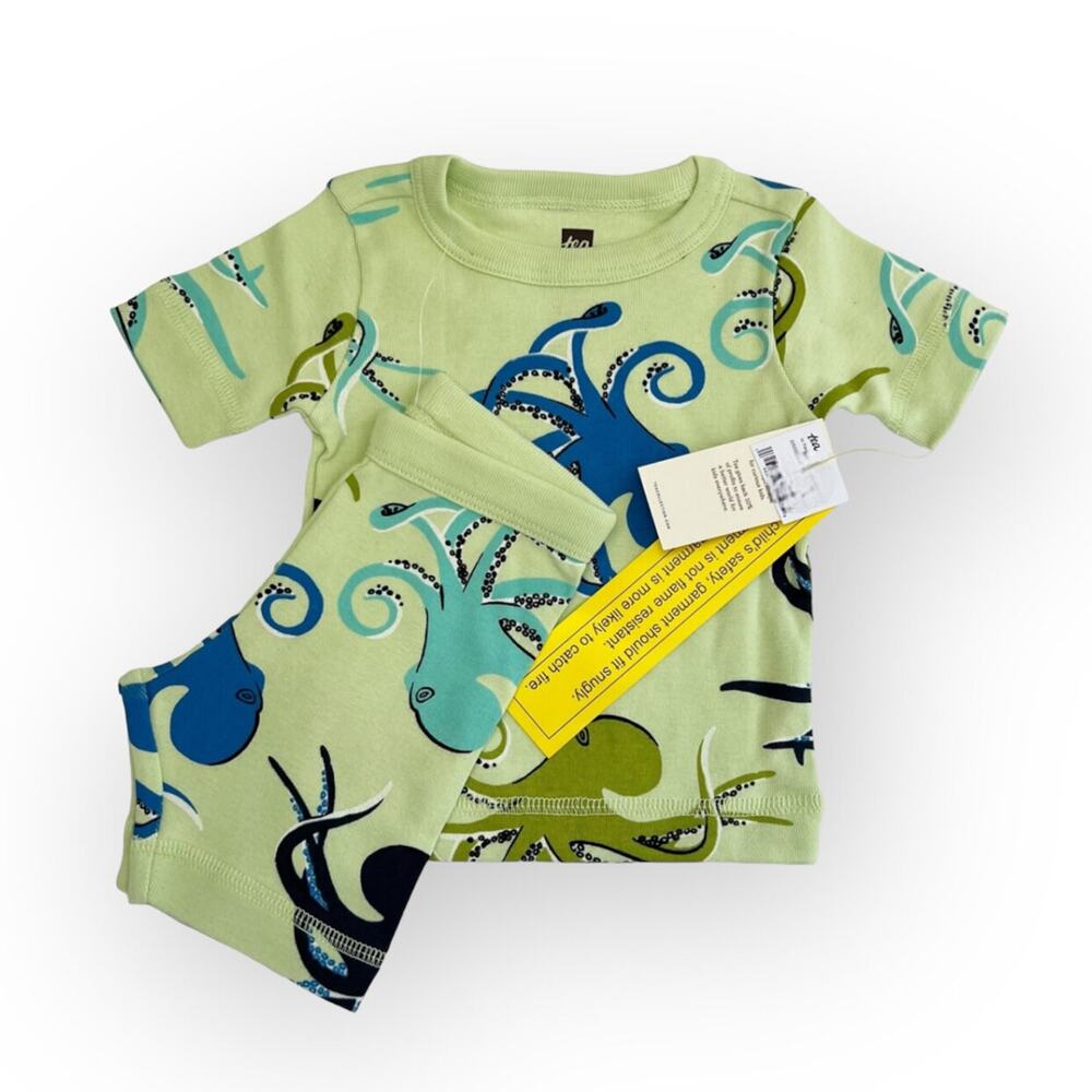 Tea Collection NWT “Octopus Party” 2-Piece Pajama Set. 3-6 Months.